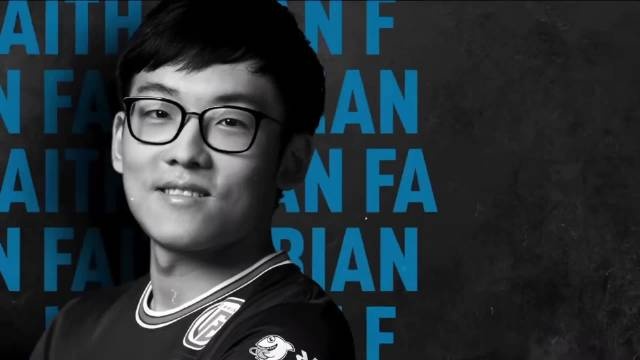 同时运动员 同时运动员