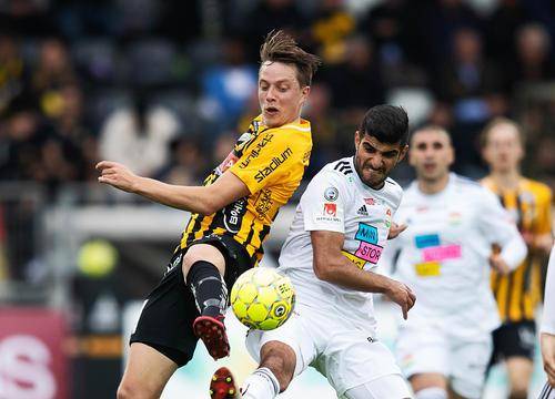 后切入禁区 后切入禁区